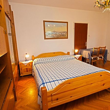 Rooms Milan 1370 Ровинь Экстерьер фото