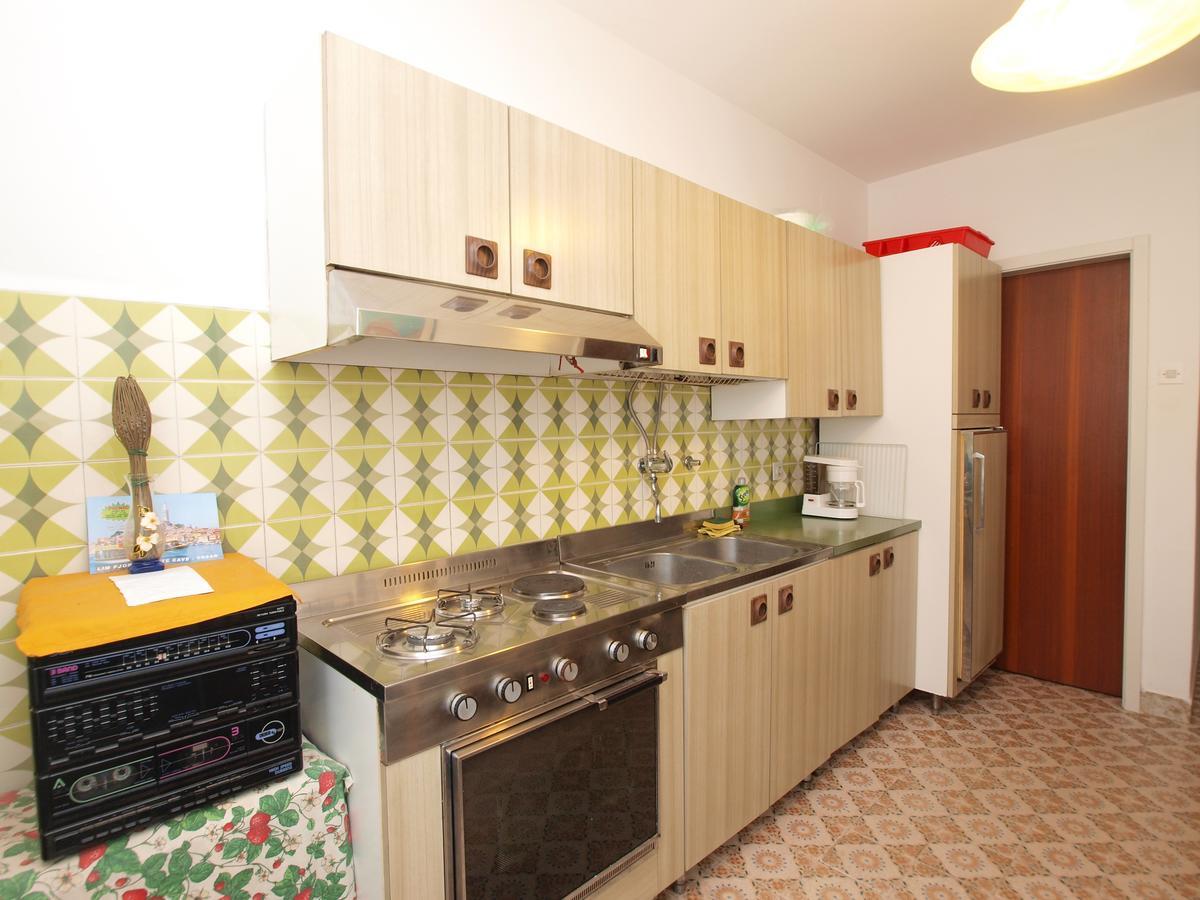 Rooms Milan 1370 Ровинь Экстерьер фото