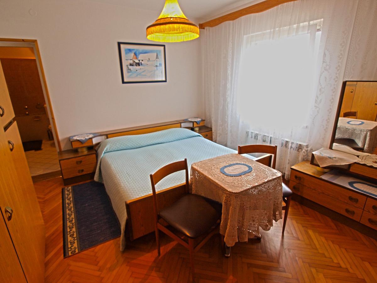Rooms Milan 1370 Ровинь Экстерьер фото